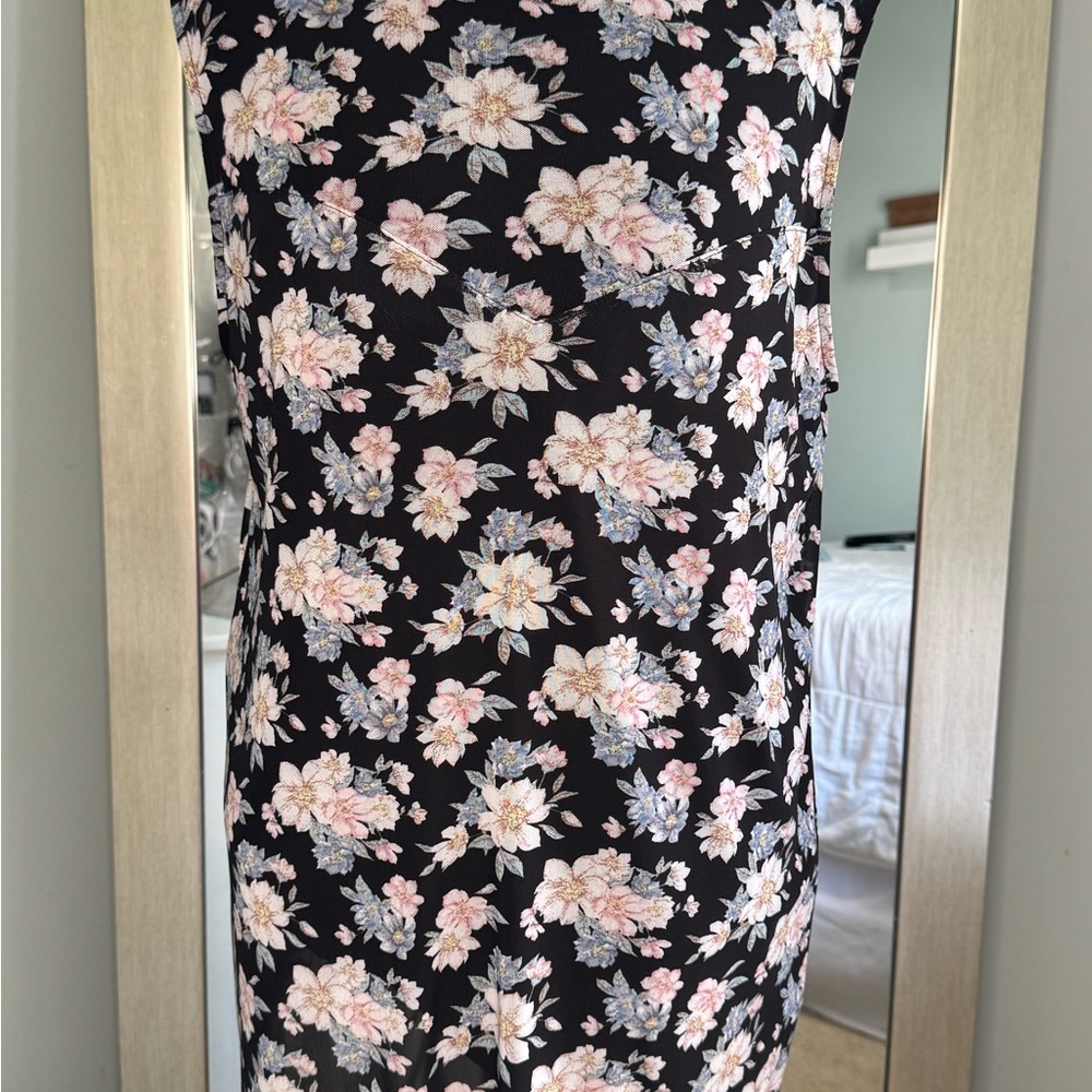 Women's Black Floral Sleeveless top Apt. 9 Floral Patterned Top